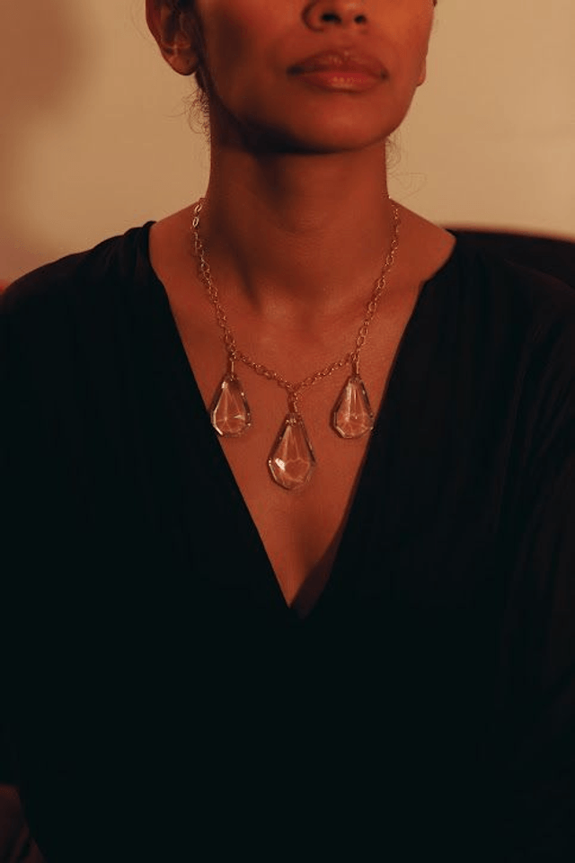 ARGIA Collier